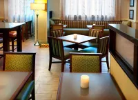 亞歷山大-五角大樓南歡朋飯店 - 早餐