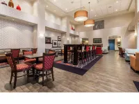 Hampton Inn & Suites by Hilton Lethbridge - Pools