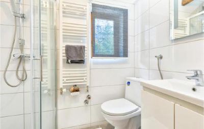 Three-Bedroom Holiday Home Nice Home in Stubicke Toplice with 3 Bedrooms, Outdoor Swimming Pool and Heated Swimming Pool Photo