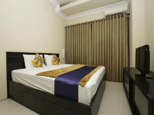 Spot on 2483 Salju Korea Car Wash Hotels in Wiyung