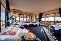 Hotel la Baia - breakfast