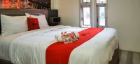 RedDoorz Plus @ Taman Madiun Hotel a Madiun