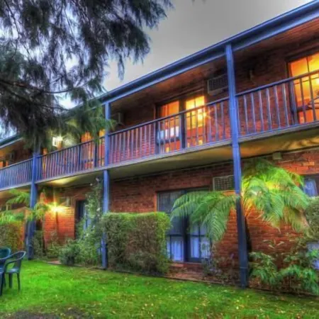 Armour Motor Inn