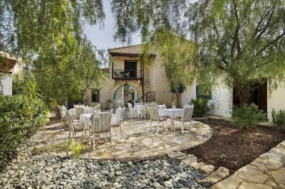 Meleni Cottage Houses Hotels in Pyrgos