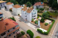 Apartments and Rooms Degra Các khách sạn ở 