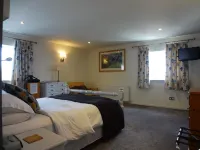 The Nags Head Hotels in Pickhill with Roxby