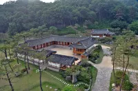 Chosun Royal Family Hotel Hotels near Haeyeonsa