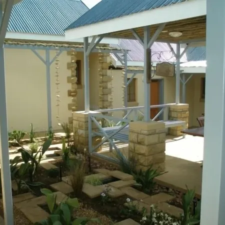 Sandstone Chameleon Guest House