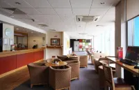 Travelodge Hatfield Central Hotels in Hatfield