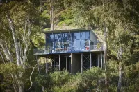 Tamar River Apartments Hotels in Legana