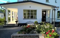 Villa Jokivarsi Bed & Breakfast