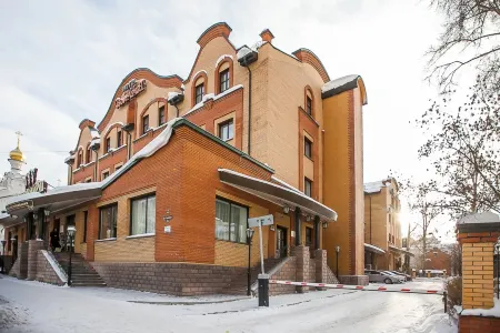 Bon Apart (Бон Апарт) Отели рядом с достопримечательностью «Петропавловский собор»