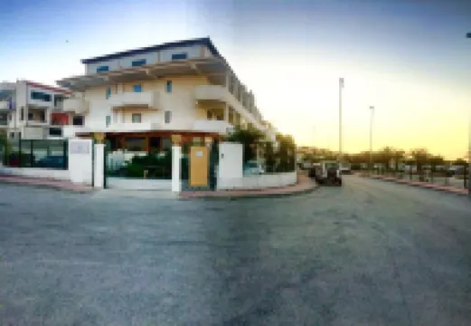 B&B Palazzo Manfredi Vieste, Fronte Mare Con Parcheggio