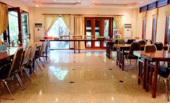 Deeden Pattaya Resort