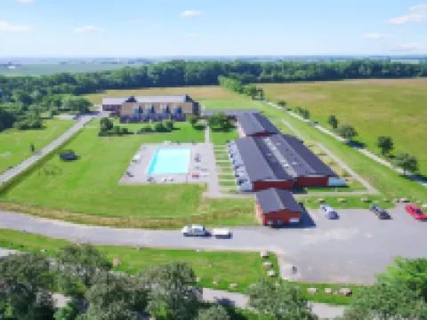 "Antine" - 6km from the Sea