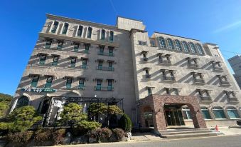 1. 오션사이드호텔..