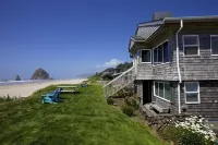 Sea Sprite at Haystack Rock Hotels in Arch Cape