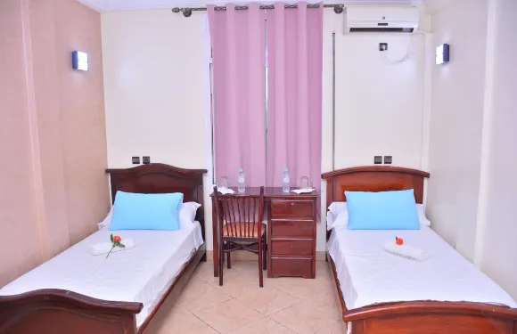 艾爾費克里酒店