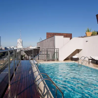 北半球朱莉婭第九飯店 七月九日大道附近的飯店