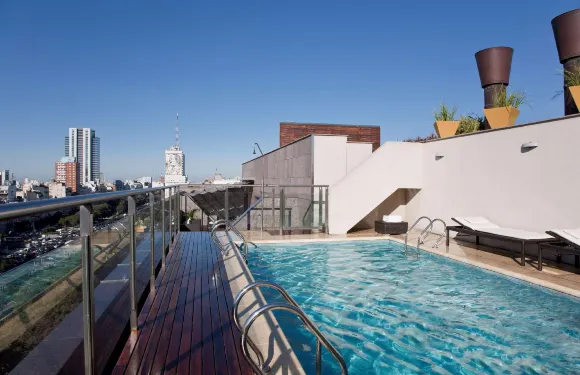 北半球朱莉婭第九酒店