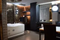 One Serenata Hotel Bacoor