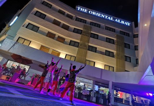 프록시 바이 디 오리엔탈 알바이 수영장