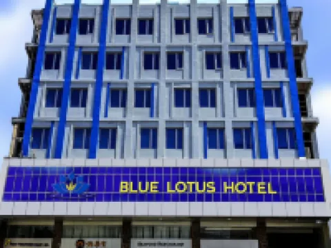 ブルー ロータス ホテル ダバオ ダバオのホテル