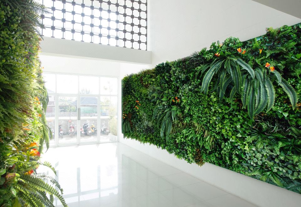 2. B2 코랏 부티..