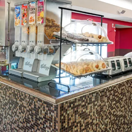 Holiday Inn INDIANAPOLIS - AIRPORT AREA N by IHG