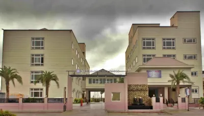 Hotel United Kites Hotels near Prakash Enterprises