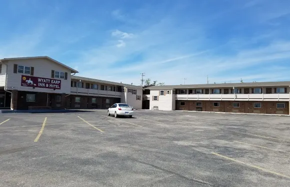 麗晶旅館及套房酒店