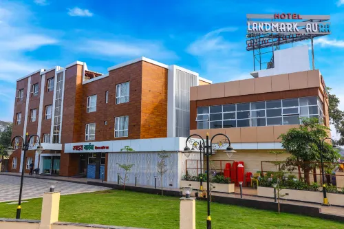 Hotel Landmark Aura