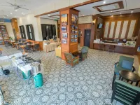 LANDMARK NAKHONPHANOM HOTEL Отели рядом с достопримечательностью «Река Меконг»