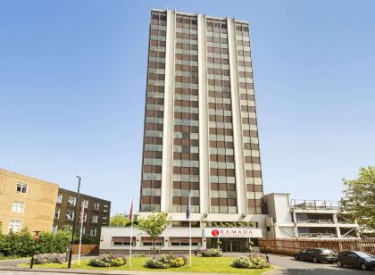 Ramada Hotel & Suites by Wyndham Coventry