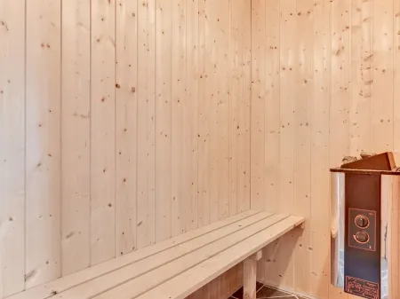 "Matthias" - 400m to the Fjord Отели в г. Hvide Sande