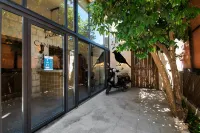 Canary Hotel Amman - 3-Star