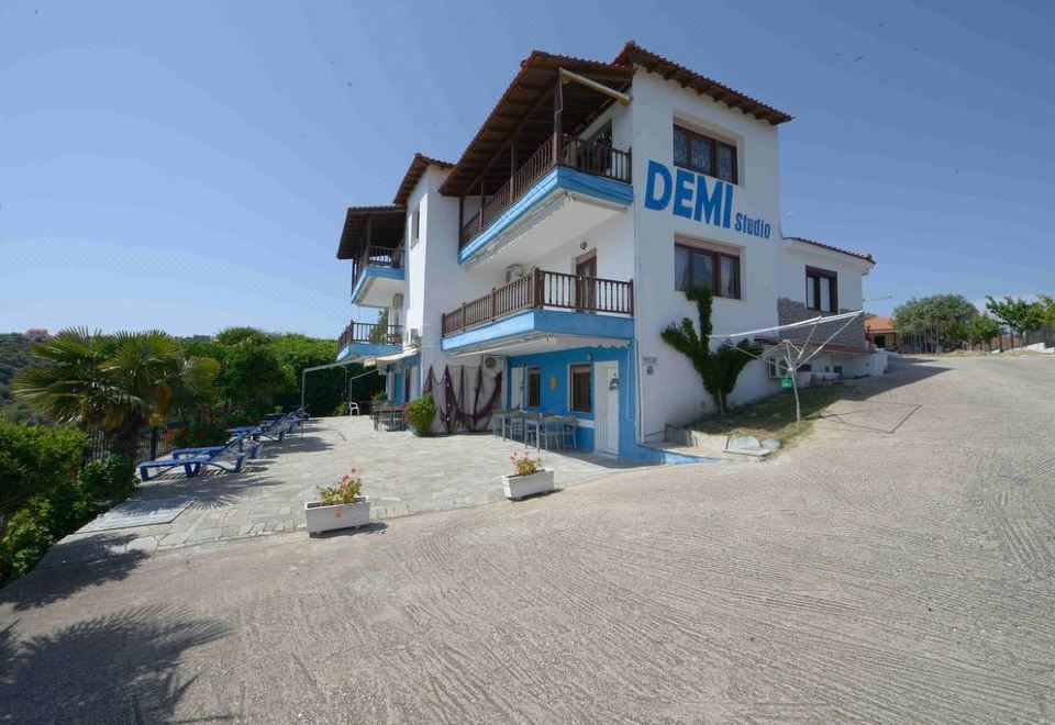Hotel Demi Studios, Exterior, Hotel Exterior