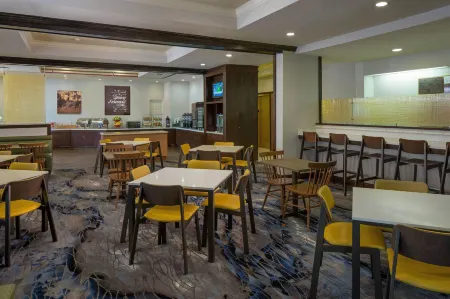 Fairfield Inn & Suites Orlando Lake Buena Vista