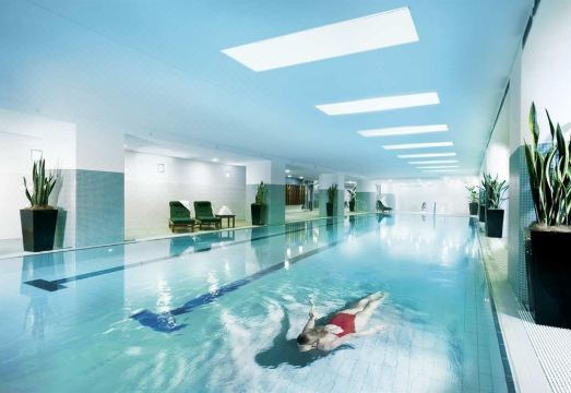 4. 힐튼 시드니..