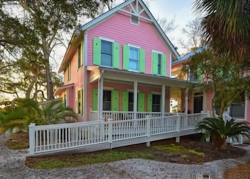 Beaulieu House at Cat Island - Housity