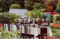 Hotel Manju Palace Отели в г. Нандед