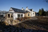 Premier Inn Inverness West - 駐車場
