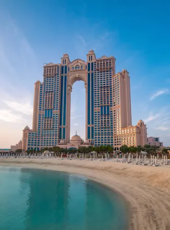 Rixos Marina Abu Dhabi Отели рядом с достопримечательностью «Khalifa University Extension»