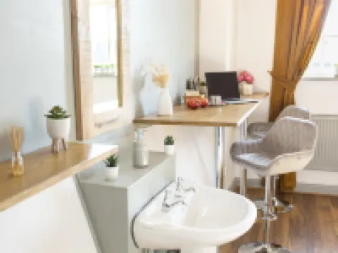 Cades Accommodation Hotels in Wolverhampton