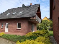 Müritz Ferienpark Röbel Отели рядом с достопримечательностью «St.Nikolai Kirche Röbel»