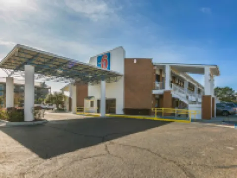 Motel 6 Dothan, Al Hotels in Dothan