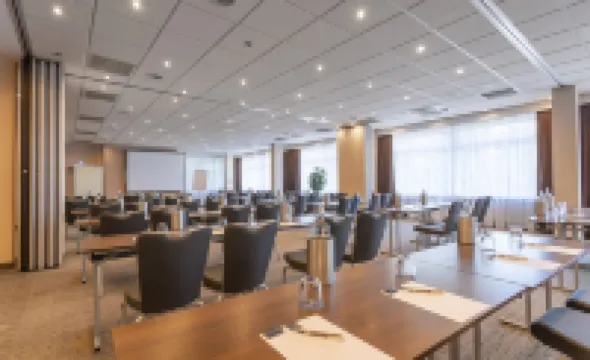 พาร์คโฮเทล แบร์กเฮิลซ์เคิน