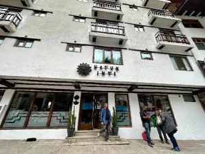 Hatun Inti Boutique