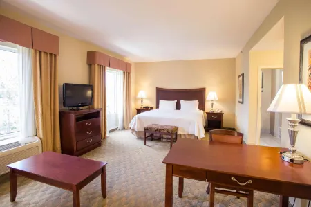Hampton Inn & Suites Southern Pines-Pinehurst Отели в г. Пайнблафф