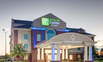Holiday Inn Express & Suites Raceland - Highway 90